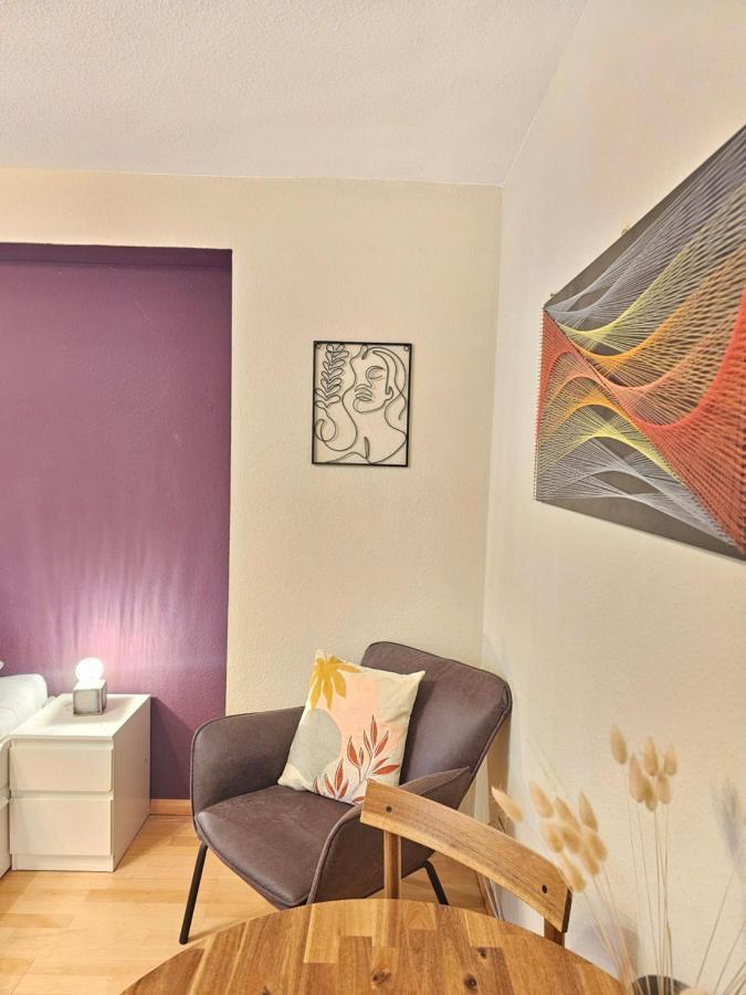 Doppelzimmer 1 I Geteiltes Bad & Kueche I Mit Dem Zug Nur 4 Min Bis Zum Hauptbahnhof Фрайбург Экстерьер фото
