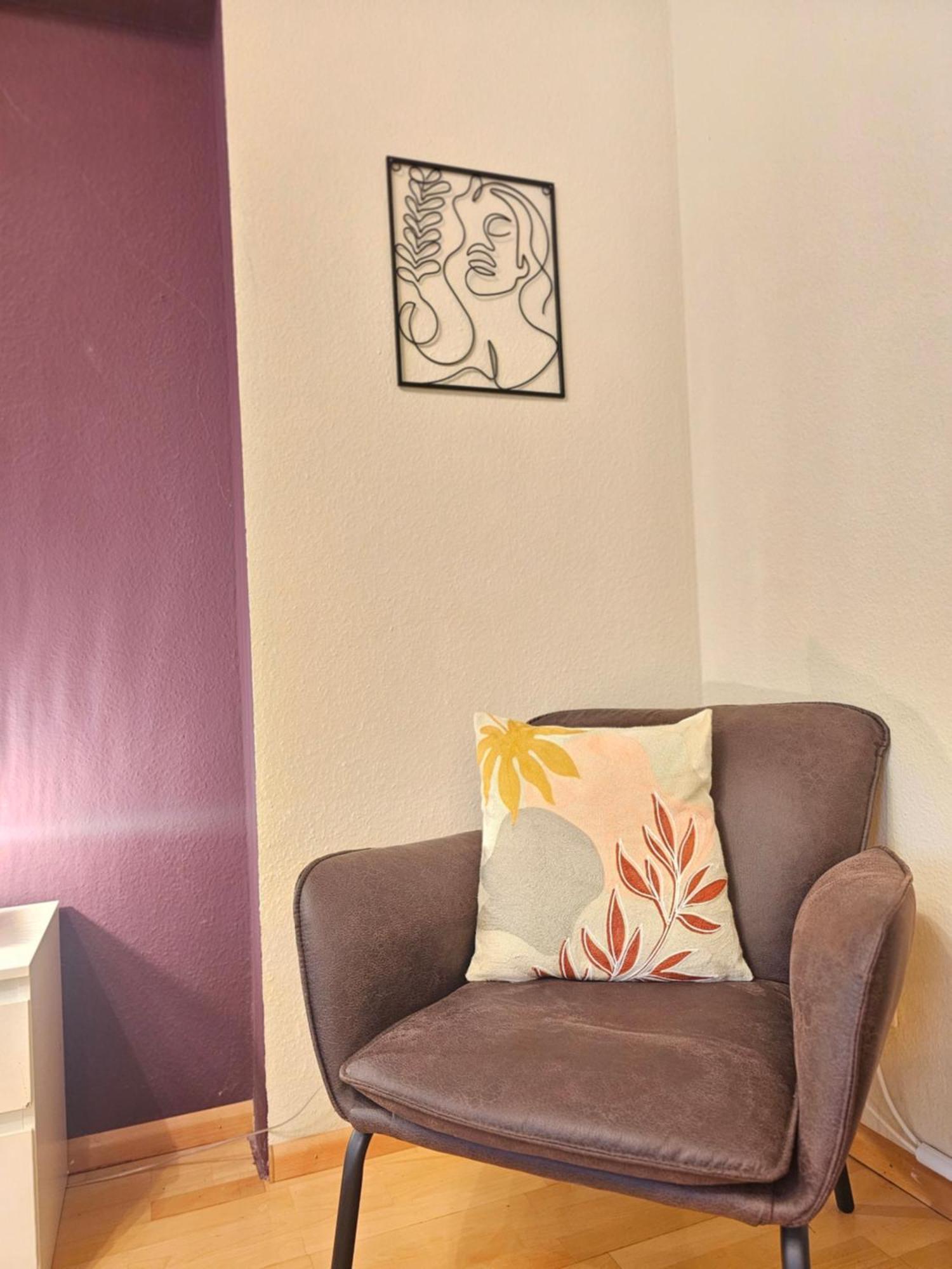 Doppelzimmer 1 I Geteiltes Bad & Kueche I Mit Dem Zug Nur 4 Min Bis Zum Hauptbahnhof Фрайбург Экстерьер фото